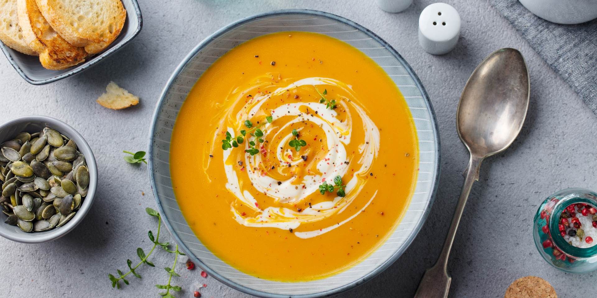 zuppa zucca e aglio nero