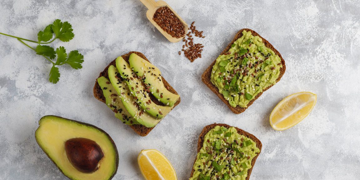Avocado toast con Aglio Nero Gourmet (FILEminimizer)